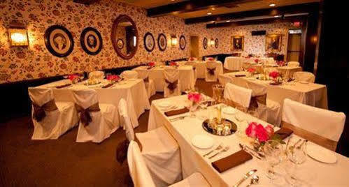 فندق The Golden Lamb لبنان المظهر الخارجي الصورة